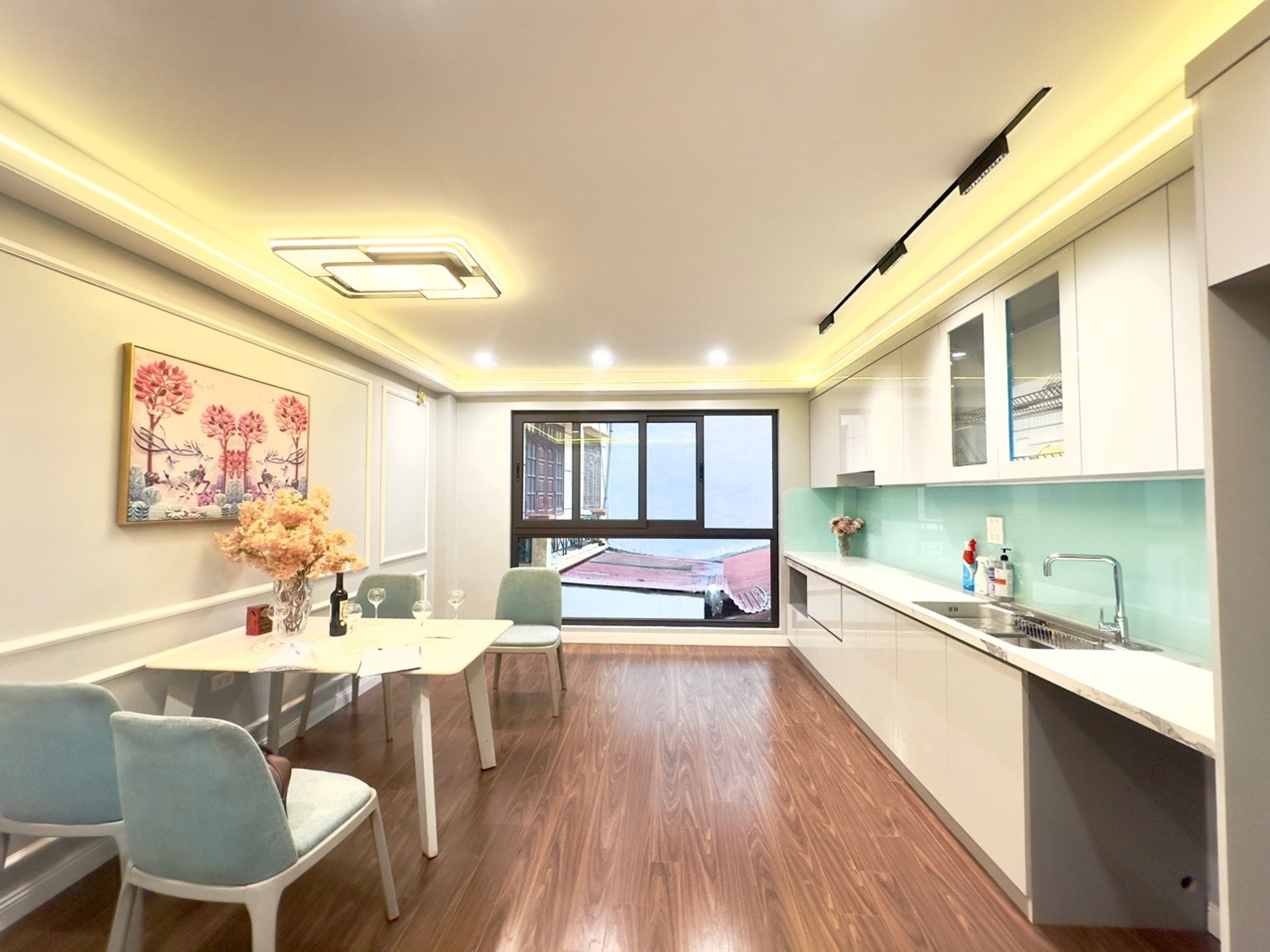 Bán nhà Lê Trọng Tấn - diện tích 48m2 6 tầng - Nhà đẹp lung linh - giá 12,9 tỷ