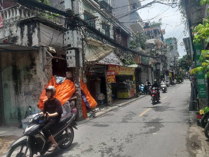 Bán nhà Quan Nhân - diện tích 102.3m2 6 tầng - Mặt phố kinh doanh sầm uất - giá 50 tỷ