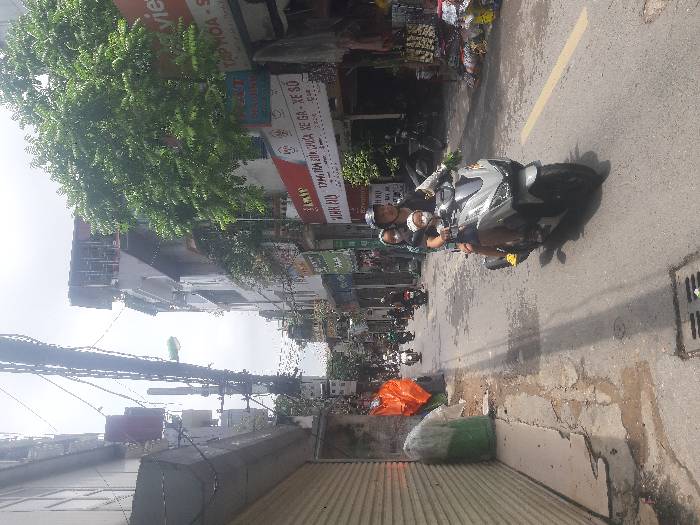 Bán nhà Quan Nhân - diện tích 102.3m2 6 tầng - Mặt phố kinh doanh sầm uất - giá 50 tỷ