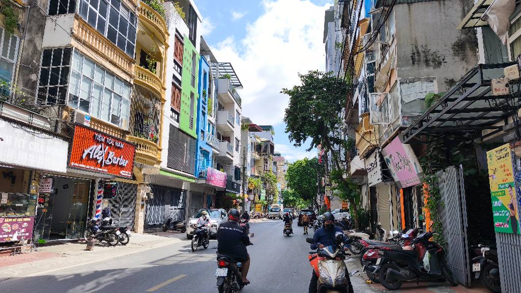 Bán nhà Hoàng Văn Thái - diện tích 55m2 3 tầng - Mặt phố kinh doanh sầm uất - giá 28,5 tỷ