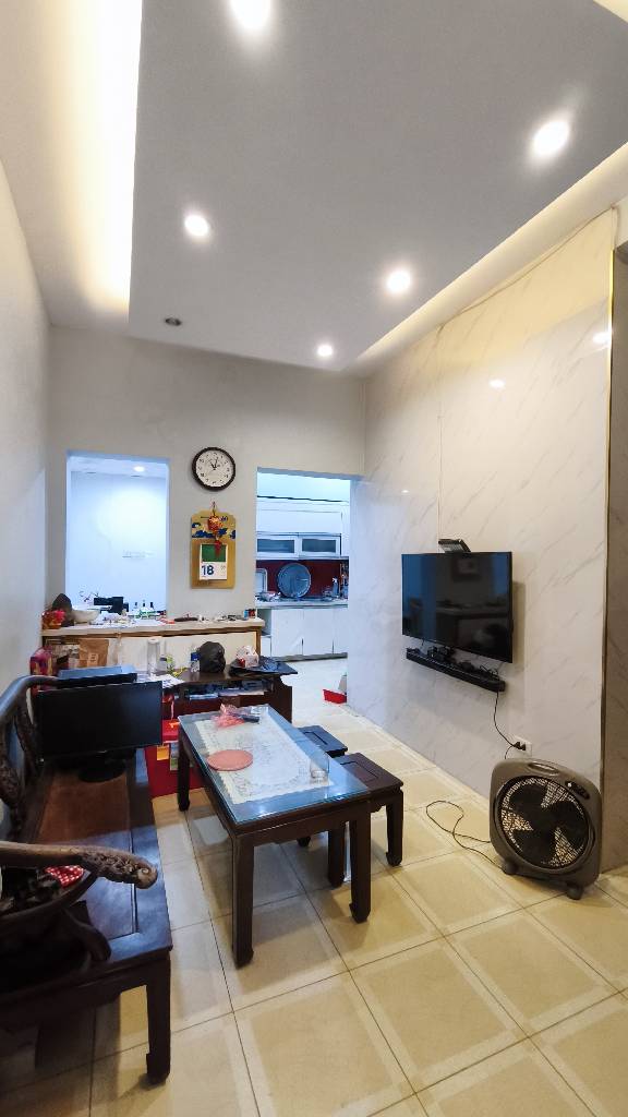 Bán nhà Hoàng Văn Thái - diện tích 55m2 3 tầng - Mặt phố kinh doanh sầm uất - giá 28,5 tỷ