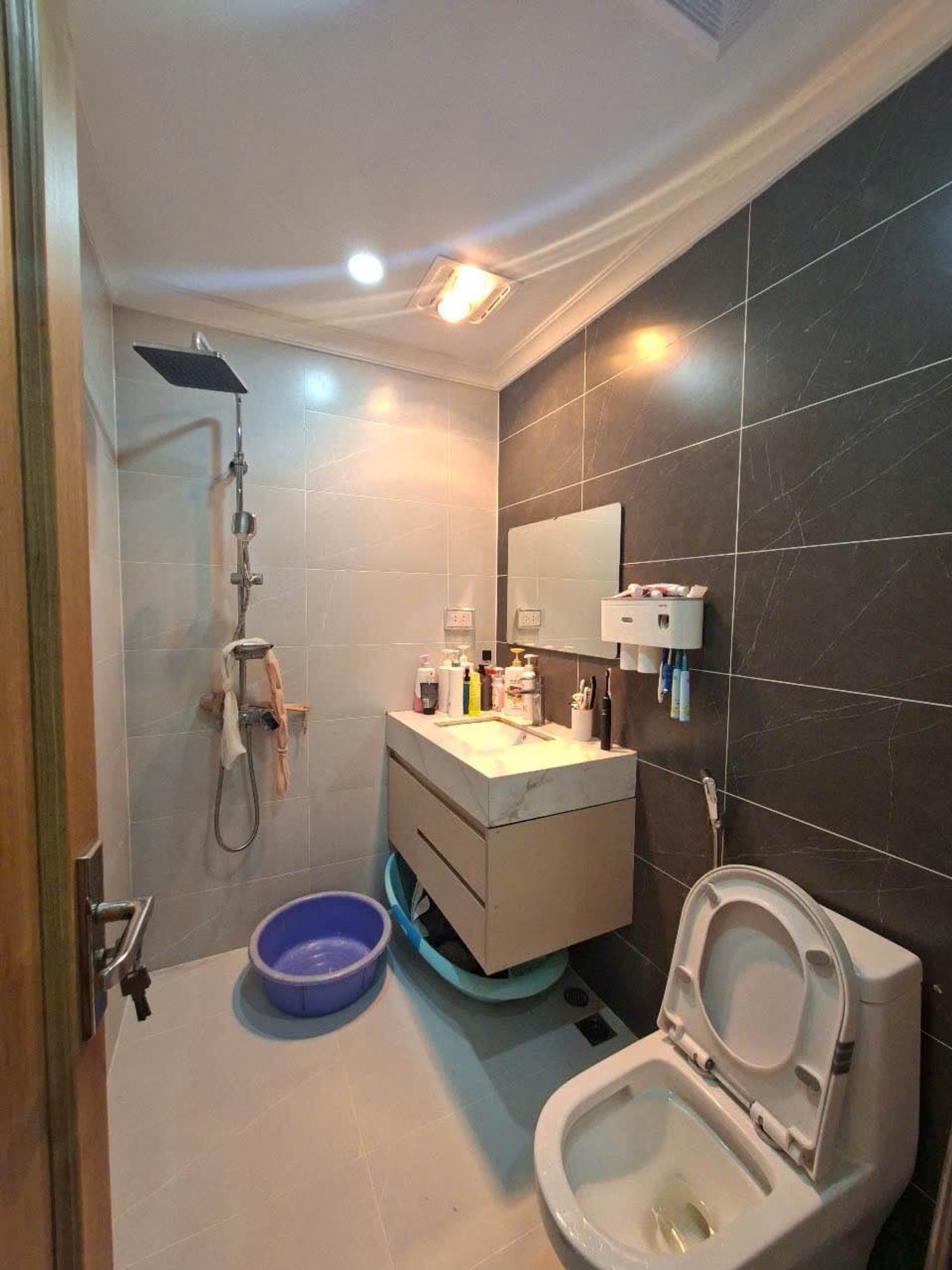 Bán nhà Trần Hòa - diện tích 69m2 10 tầng - Căn hộ đẹp, nội thất xịn xò - giá 6,3 tỷ