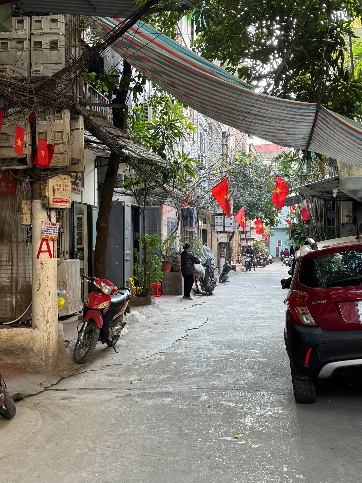 Bán nhà Tân Mai - diện tích 44m2 4 tầng - Ô tô đỗ sát cửa - giá 14 tỷ