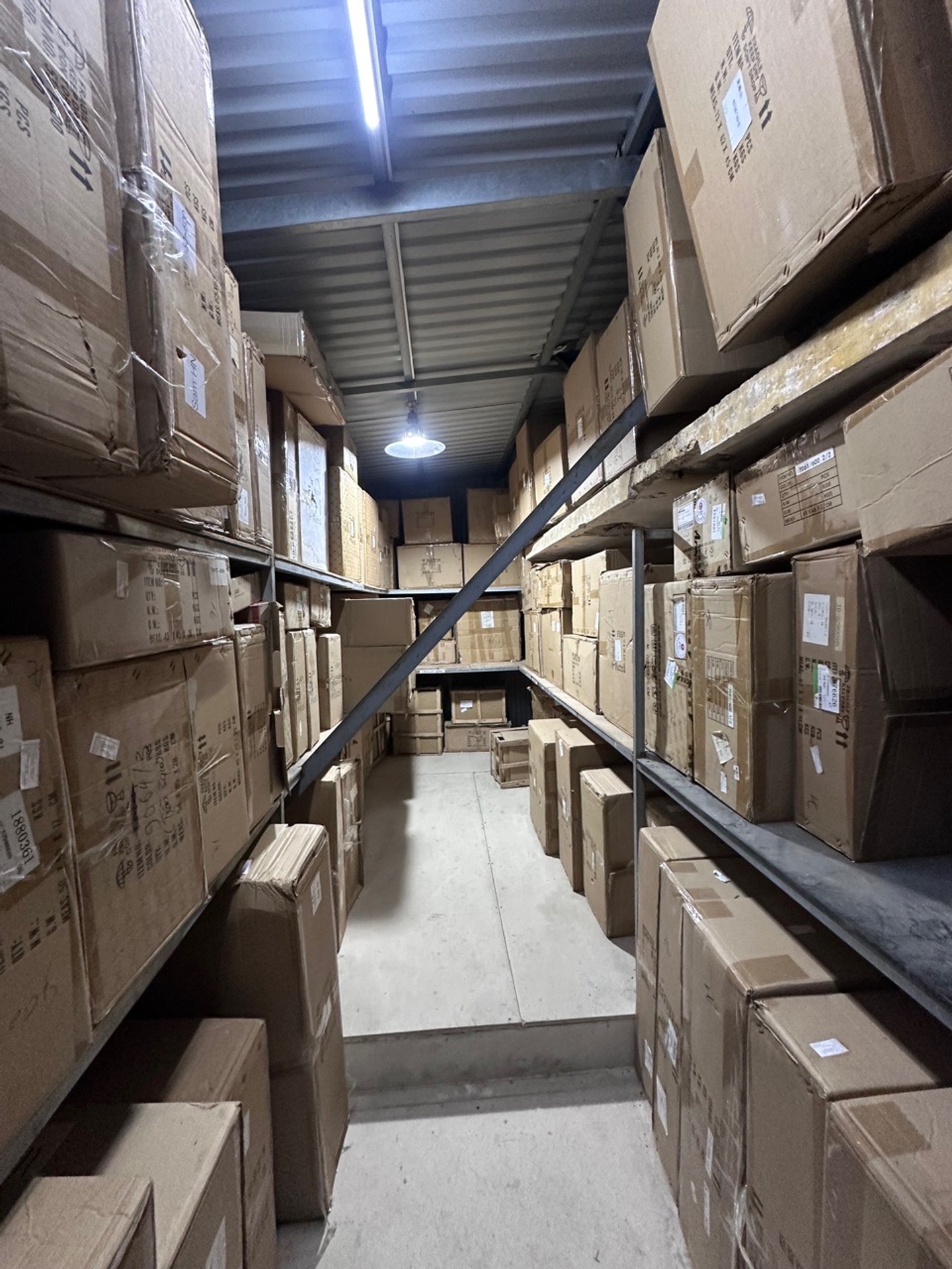 Bán nhà Nguyễn Công Trứ - diện tích 31m2 2 tầng - sổ đỏ chính chủ - giá 4,5 tỷ