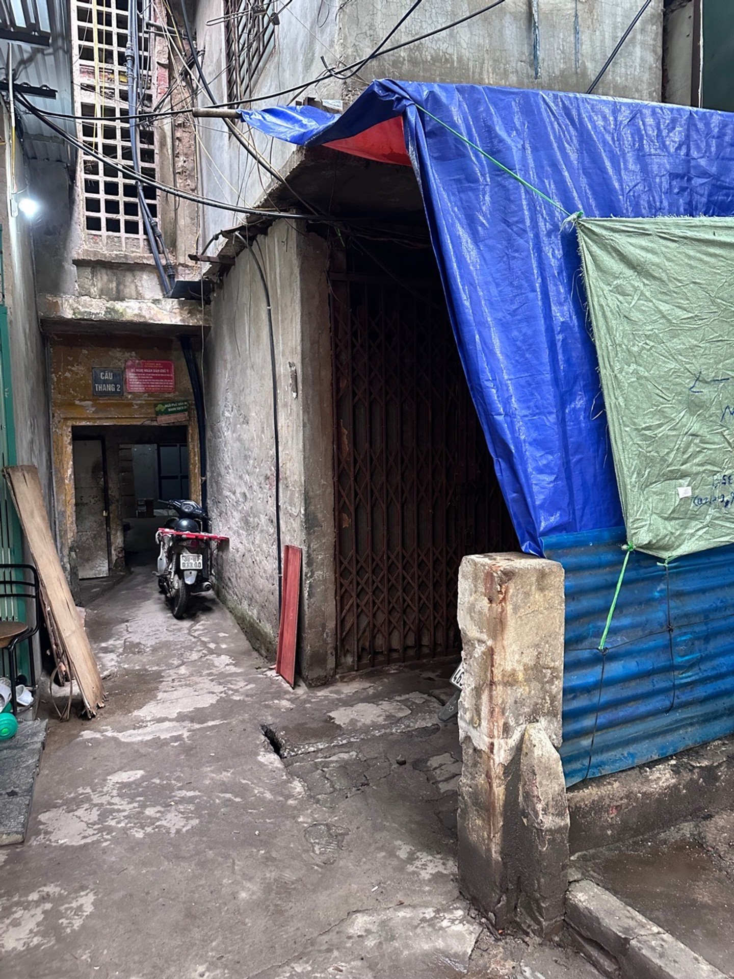 Bán nhà Nguyễn Công Trứ - diện tích 31m2 2 tầng - sổ đỏ chính chủ - giá 4,5 tỷ