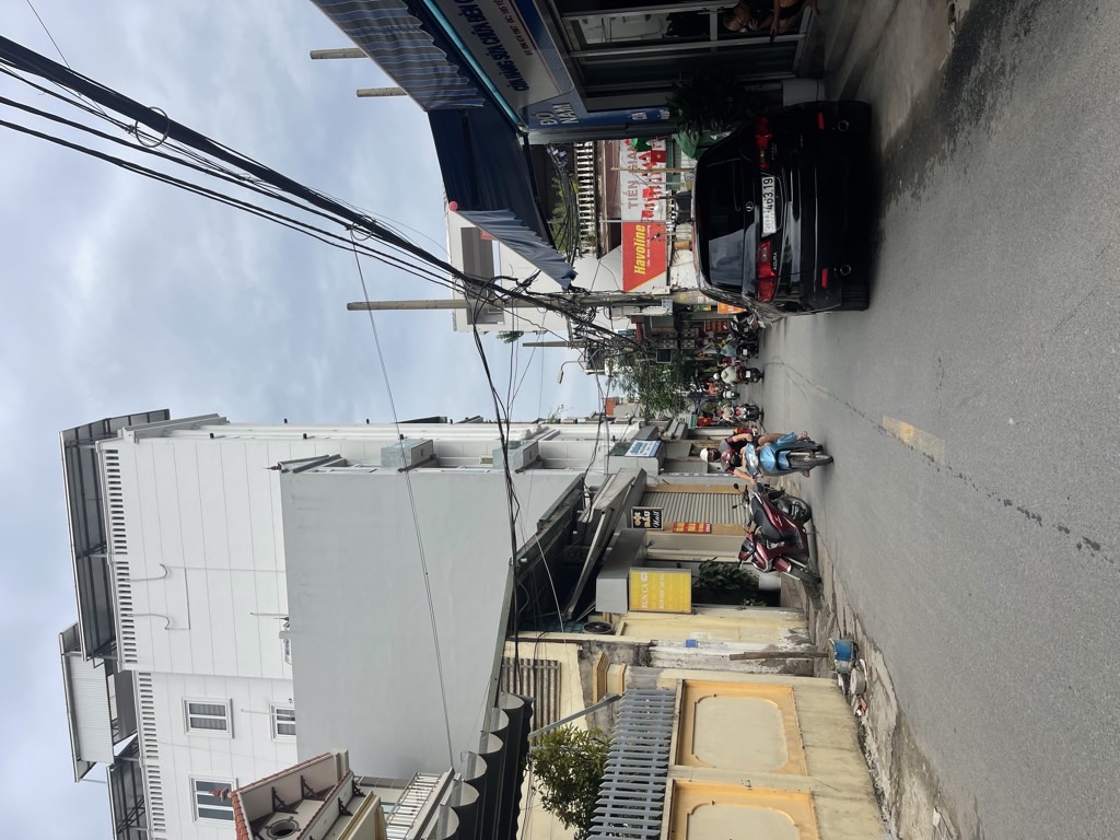 Bán nhà Yên Duyên - diện tích 84m2 1 tầng - Mặt phố ô tô tránh - giá 25 tỷ