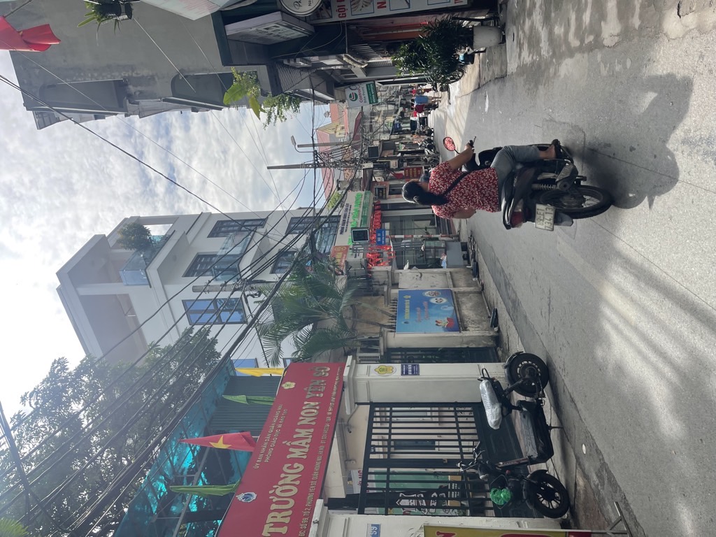 Bán nhà Yên Duyên - diện tích 84m2 1 tầng - Mặt phố ô tô tránh - giá 25 tỷ