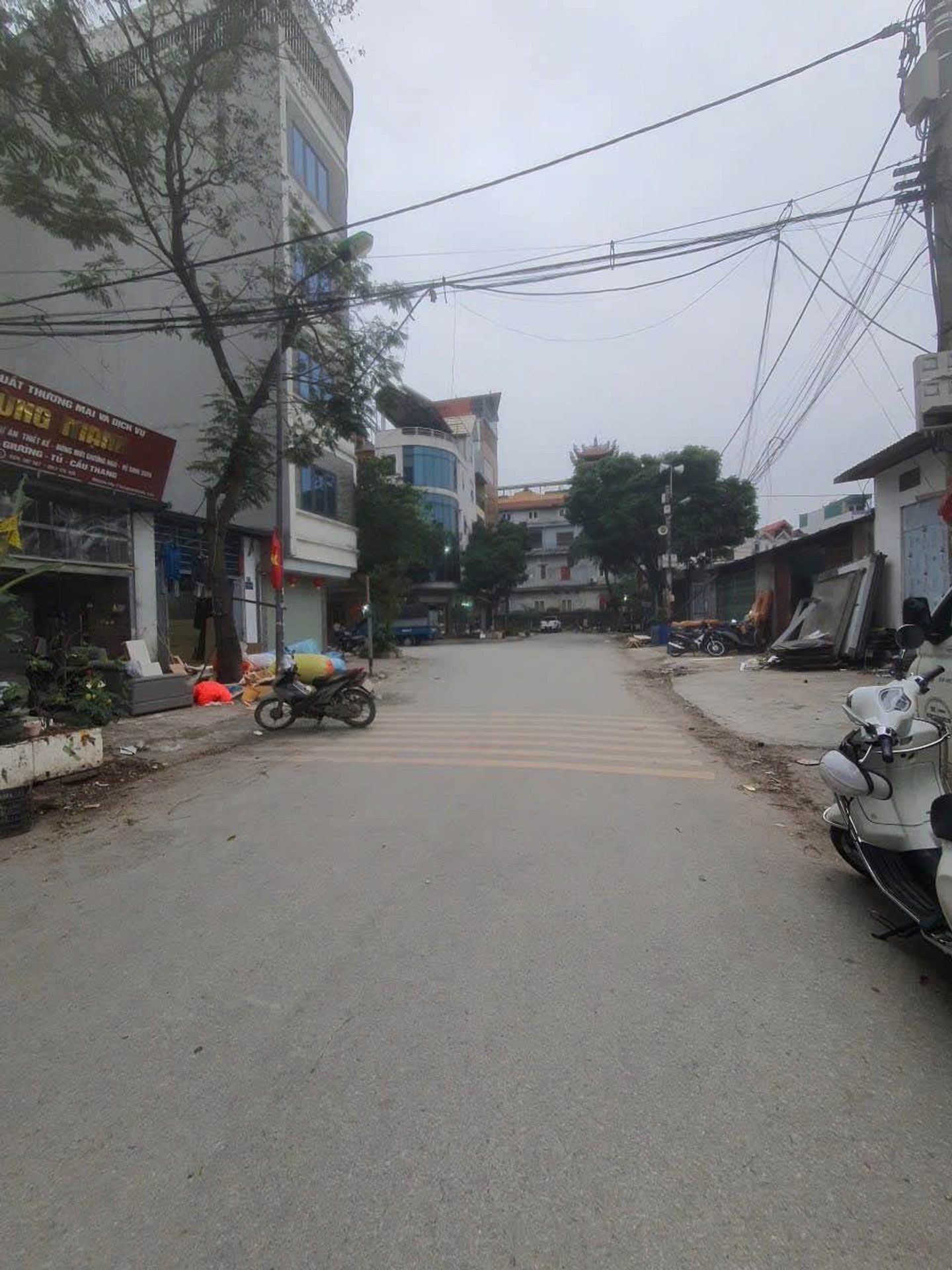 Bán nhà Bùi Huy Bích - diện tích 60m2 1 tầng - Lô góc - giá 22,5 tỷ