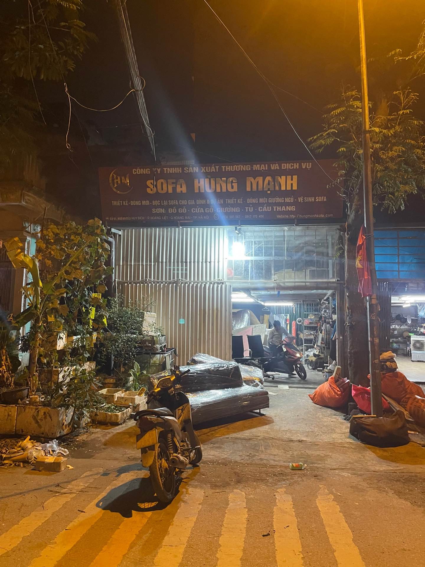 Bán nhà Bùi Huy Bích - diện tích 60m2 1 tầng - Lô góc - giá 22,5 tỷ
