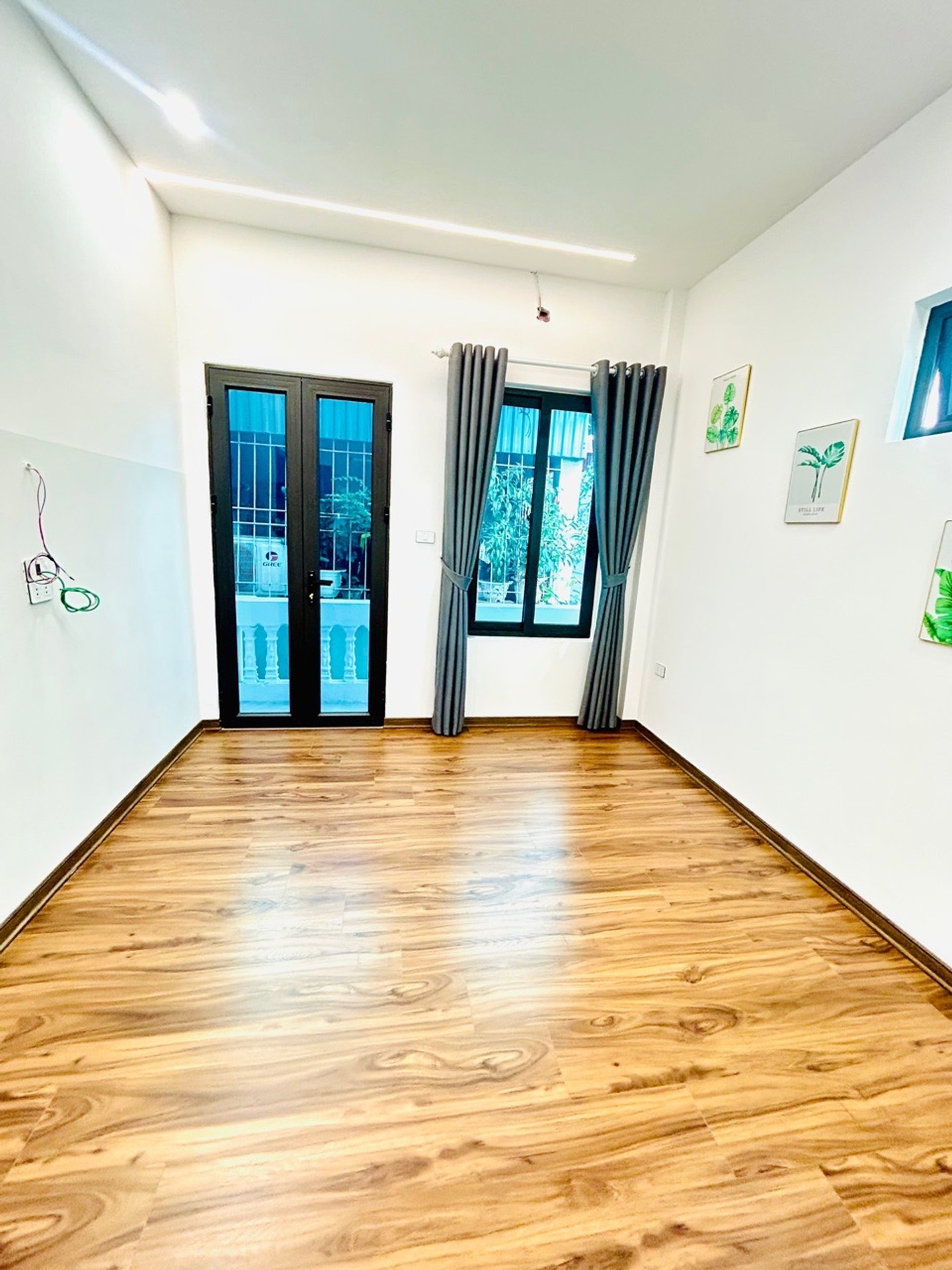 Bán nhà Đông Thiên - diện tích 32m2 4 tầng - Nhà chưa sổ - giá 4,65 tỷ