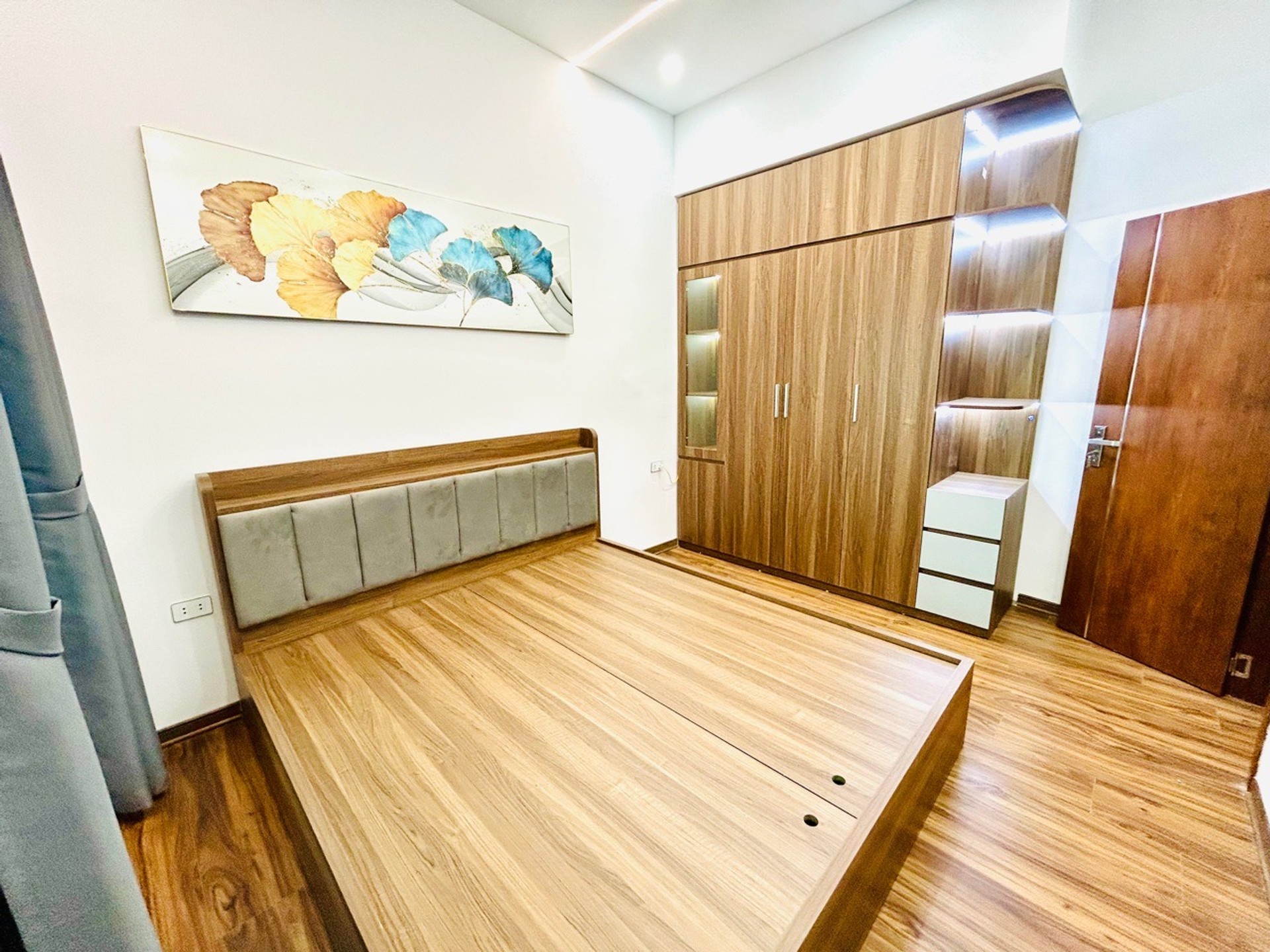 Bán nhà Đông Thiên - diện tích 32m2 4 tầng - Nhà chưa sổ - giá 4,65 tỷ