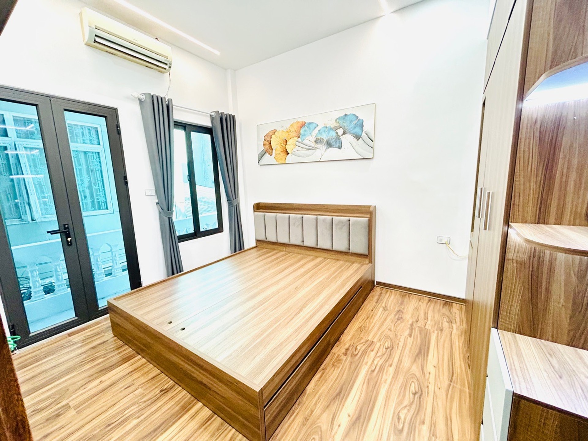 Bán nhà Đông Thiên - diện tích 32m2 4 tầng - Nhà chưa sổ - giá 4,65 tỷ