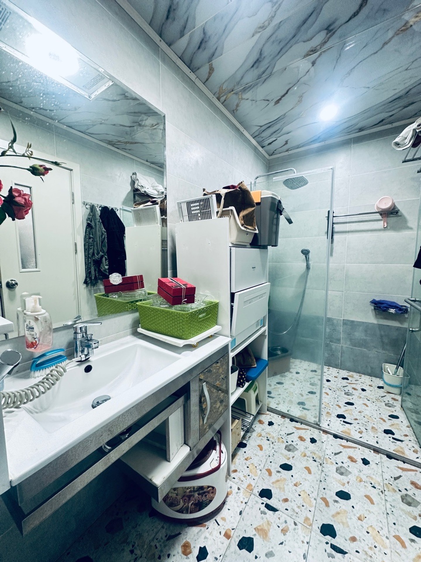 Bán nhà Định Công - diện tích 52m2 5 tầng - Ngõ thông, kinh doanh - giá 15,6 tỷ