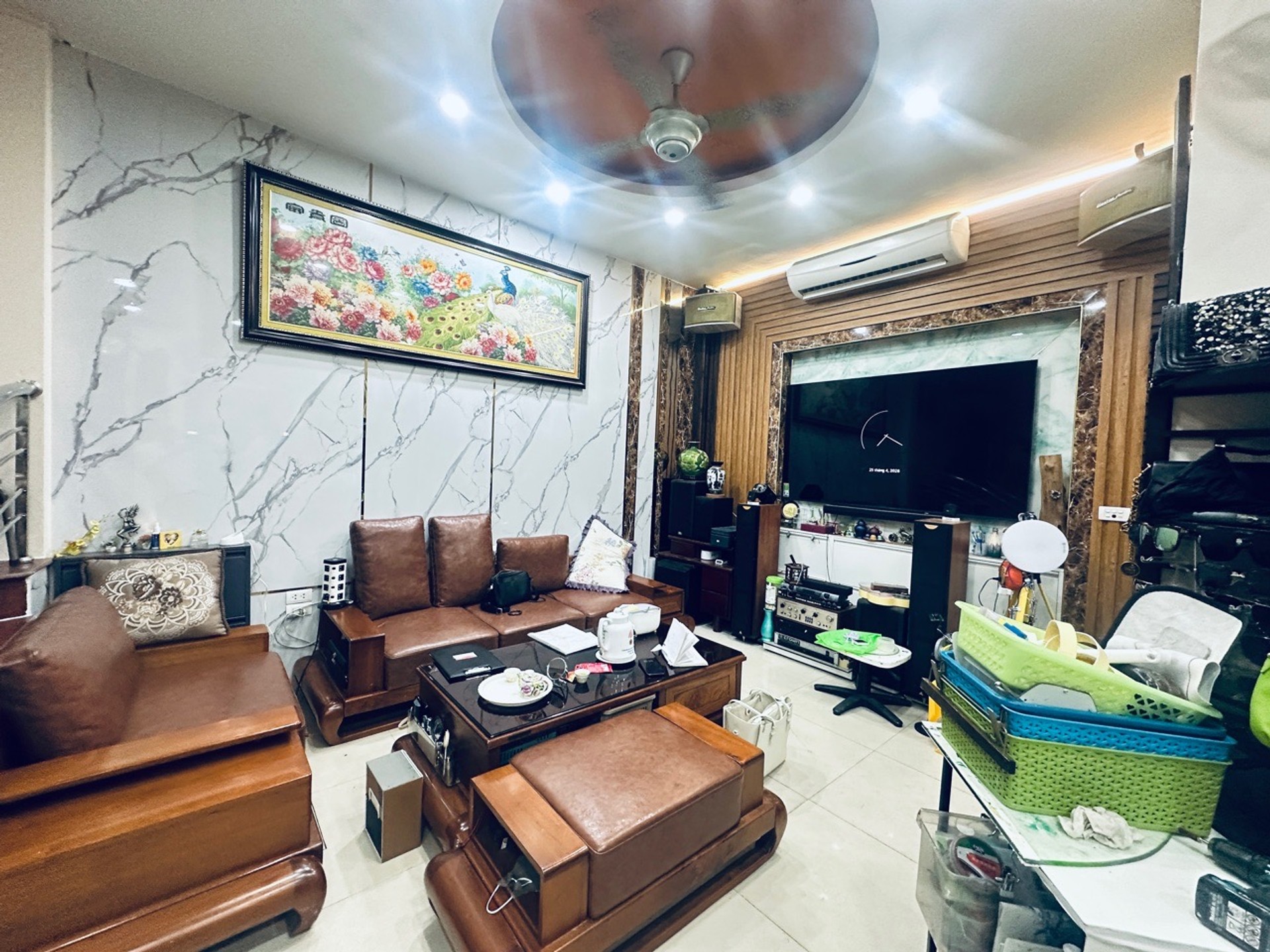 Bán nhà Định Công - diện tích 52m2 5 tầng - Ngõ thông, kinh doanh - giá 15,6 tỷ