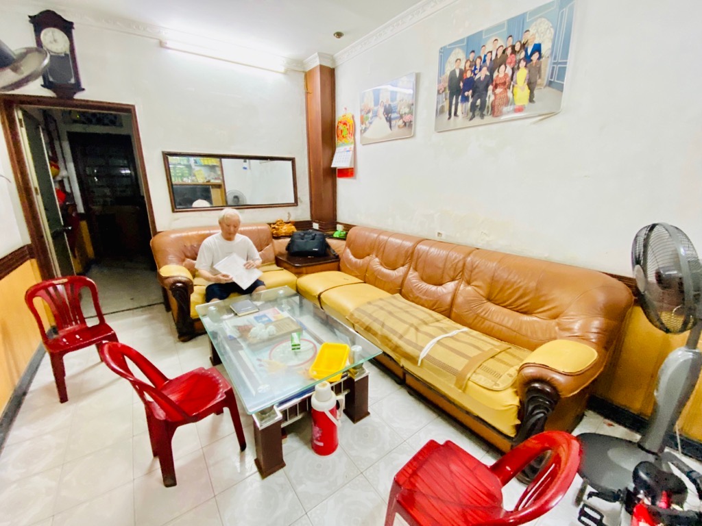 Bán nhà Kim Ngưu - diện tích 138m2 4 tầng - Mặt phố siêu kinh doanh - giá 33,6 tỷ