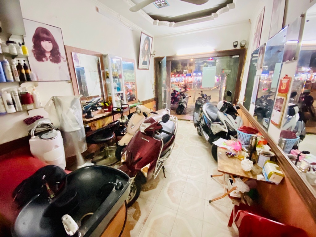 Bán nhà Kim Ngưu - diện tích 138m2 4 tầng - Mặt phố siêu kinh doanh - giá 33,6 tỷ