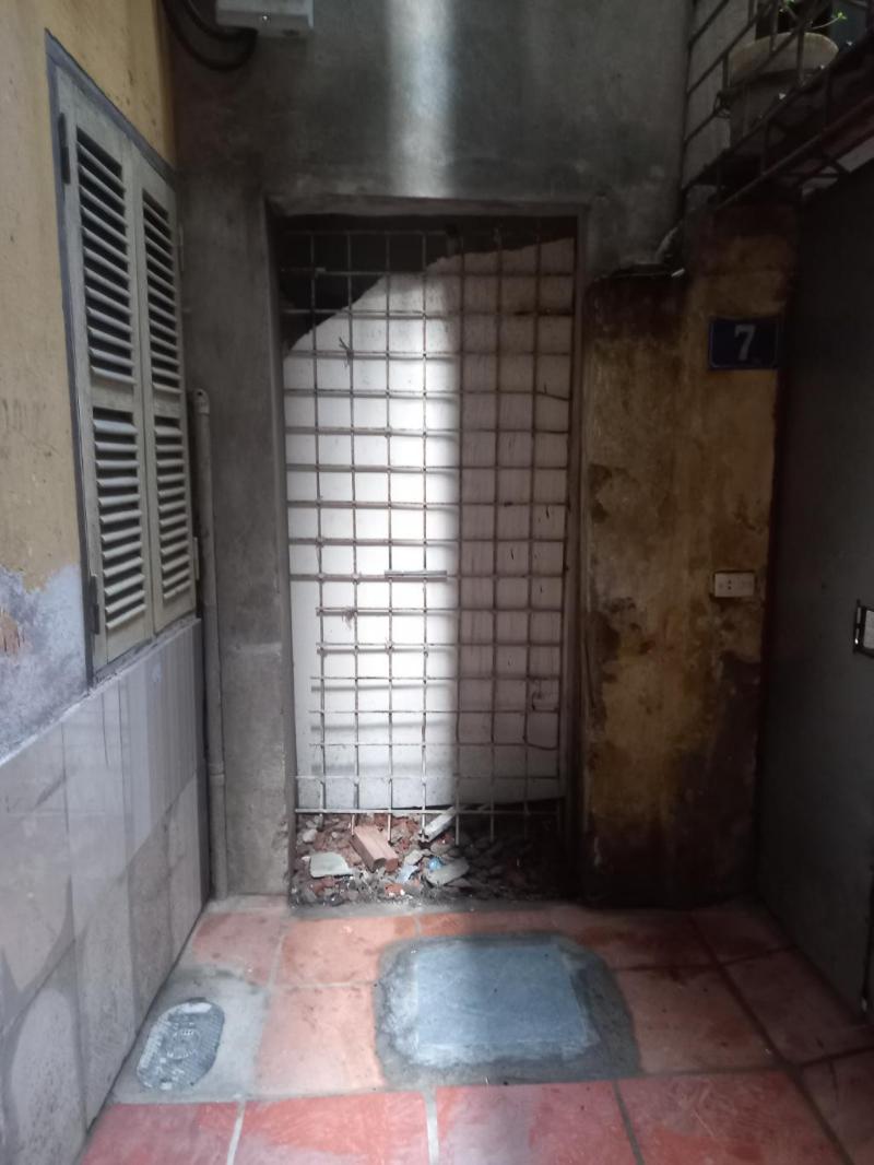 Bán nhà Đặng Văn Ngữ - diện tích 170m2 4 tầng - Nhà 2 sổ 1 chủ - giá 93 tỷ