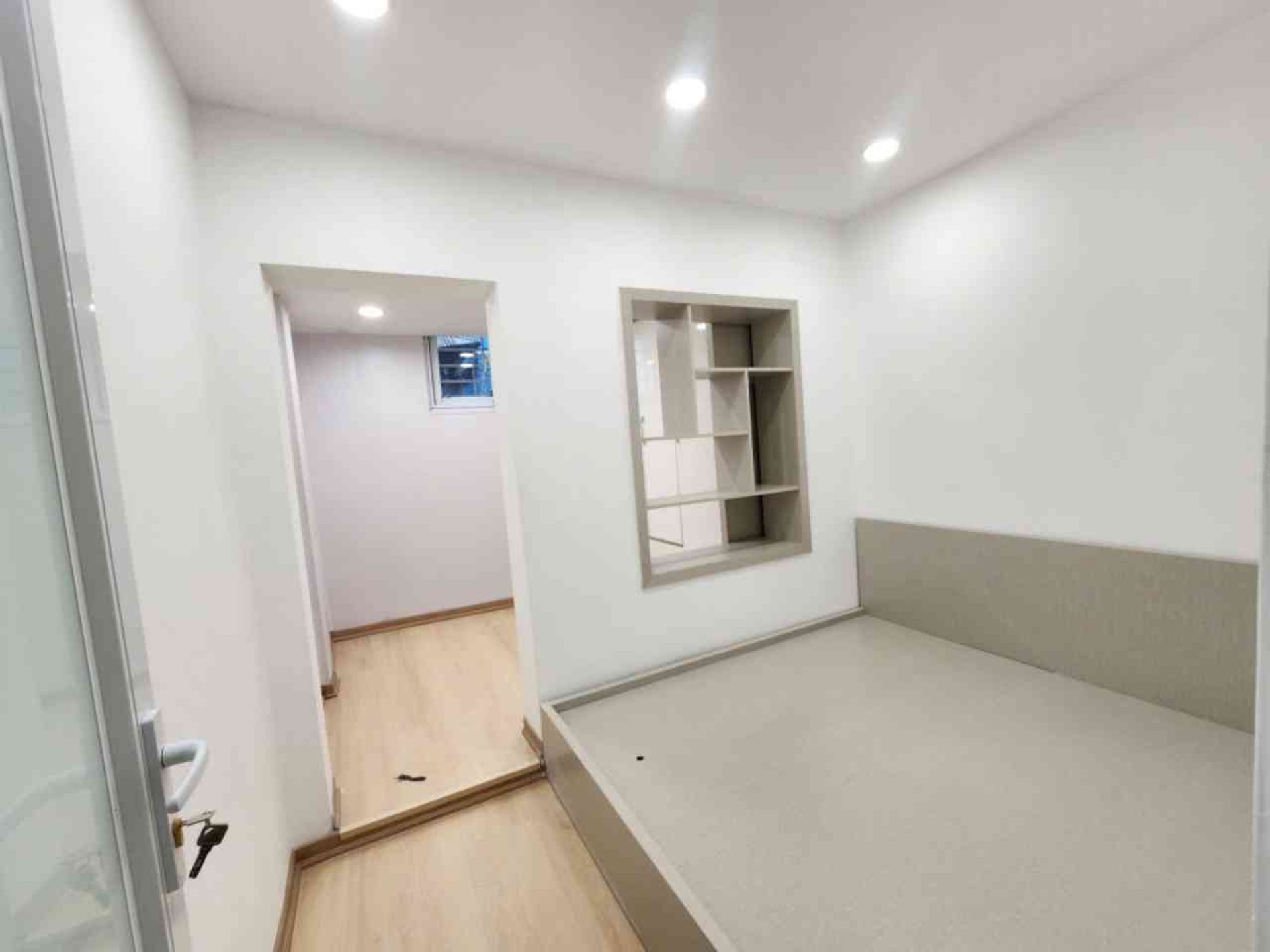 Bán nhà Tân Mai - diện tích 110m2 2 tầng - Lô góc 3 mặt thoáng - giá 4,7 tỷ