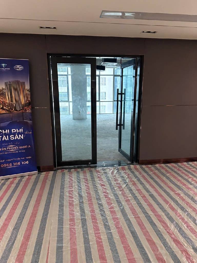 Bán nhà Bạch Mai - diện tích 176m2 9 tầng - Bán sàn văn phòng thương mại - giá 9,7 tỷ