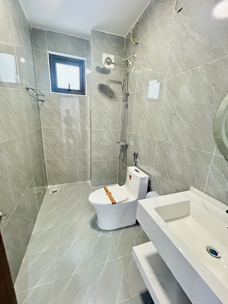 Bán nhà Tam Trinh - diện tích 63m2 5 tầng - Thang máy vi vu - giá 14 tỷ