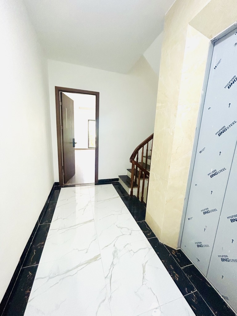 Bán nhà Tam Trinh - diện tích 63m2 5 tầng - Thang máy vi vu - giá 14 tỷ