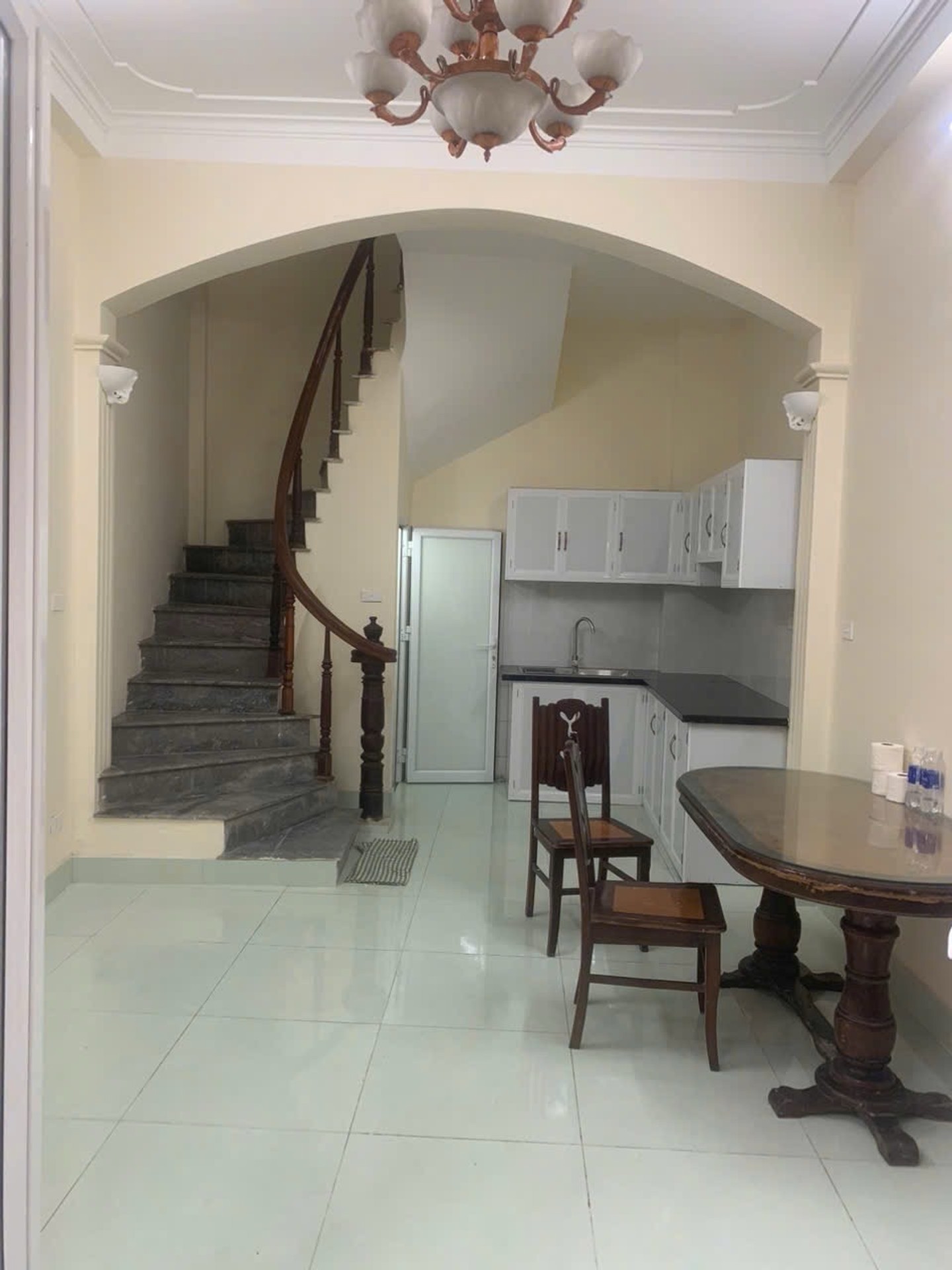 Bán nhà Đống Đa - diện tích 38m2 5 tầng - Nhà ngõ Linh Quang - giá 7 tỷ