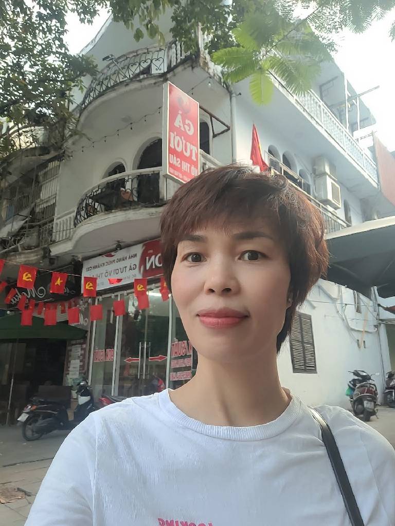 Bán nhà Võ Thị Sáu - diện tích 136m2 3 tầng - Mặt phố lô góc - giá 42 tỷ