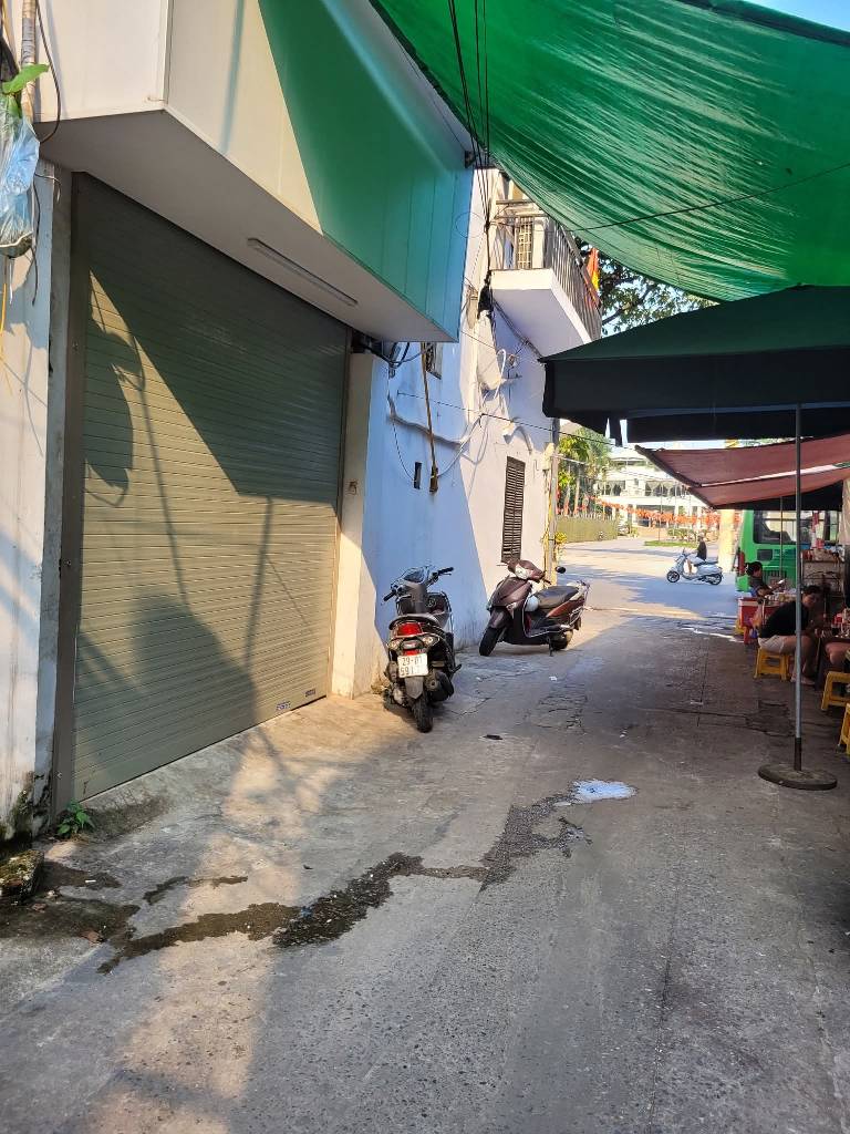 Bán nhà Võ Thị Sáu - diện tích 136m2 3 tầng - Mặt phố lô góc - giá 42 tỷ