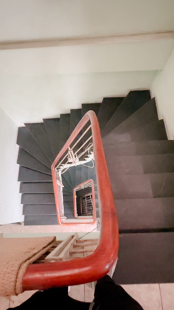 Bán nhà Khương Đình - diện tích 128m2 6 tầng - Ô chờ thang máy - giá 48 tỷ