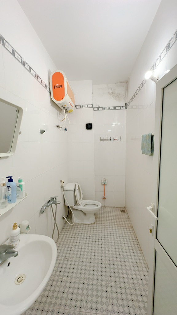 Bán nhà Khương Đình - diện tích 128m2 6 tầng - Ô chờ thang máy - giá 48 tỷ