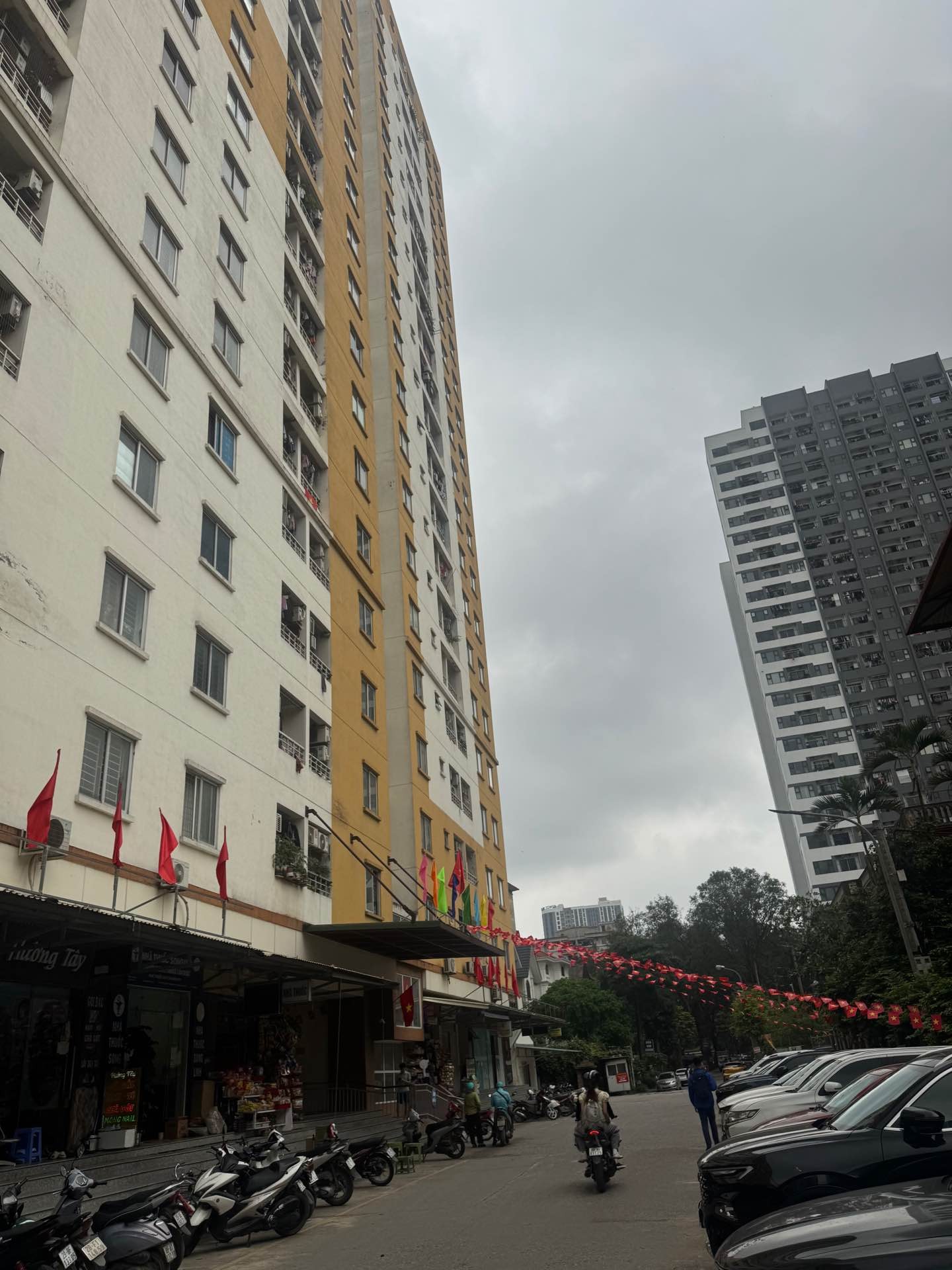 Bán nhà Chung Cư Hoàng Dương - diện tích 100m2 1 tầng - Lô góc, nội thất xịn sò - giá 6,9 tỷ