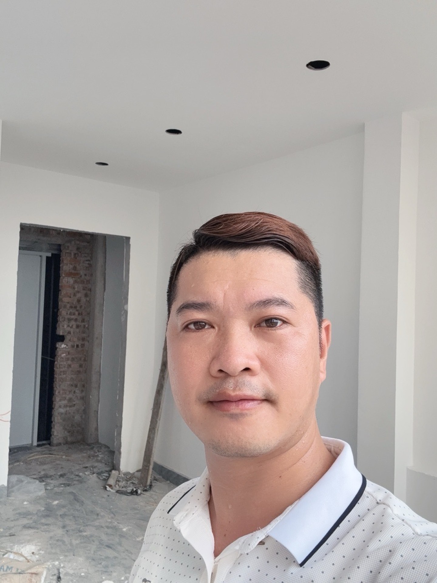 Bán nhà Định Công - diện tích 42m2 6 tầng - Thang máy, ngõ thông - giá 13 tỷ