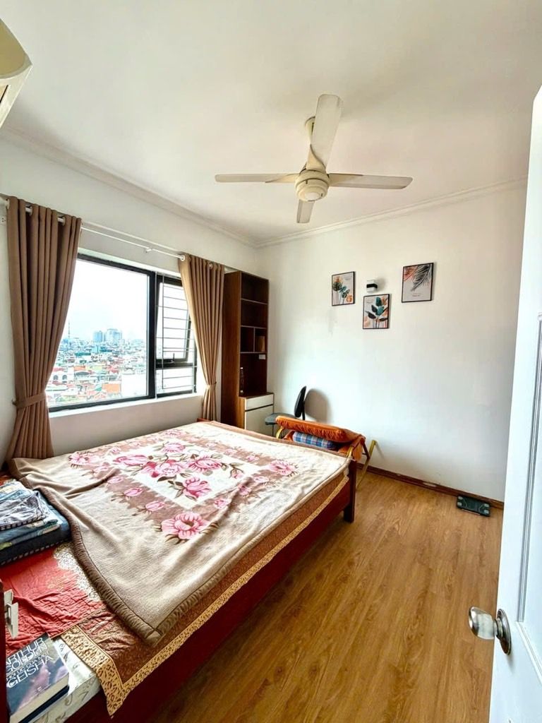 Bán nhà Lạc Trung - diện tích 102m2 14 tầng - Vị trí đẹp nhất ngõ 230 - giá 8,7 tỷ