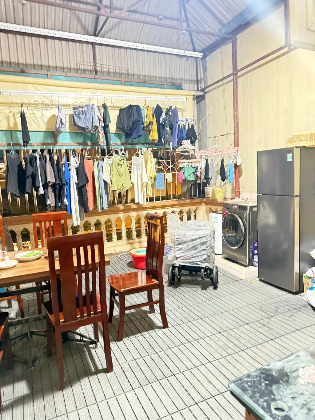 Bán nhà Lĩnh Nam - diện tích 65m2 3 tầng - Ô TÔ CẤT TRONG NHÀ - giá 41 tỷ