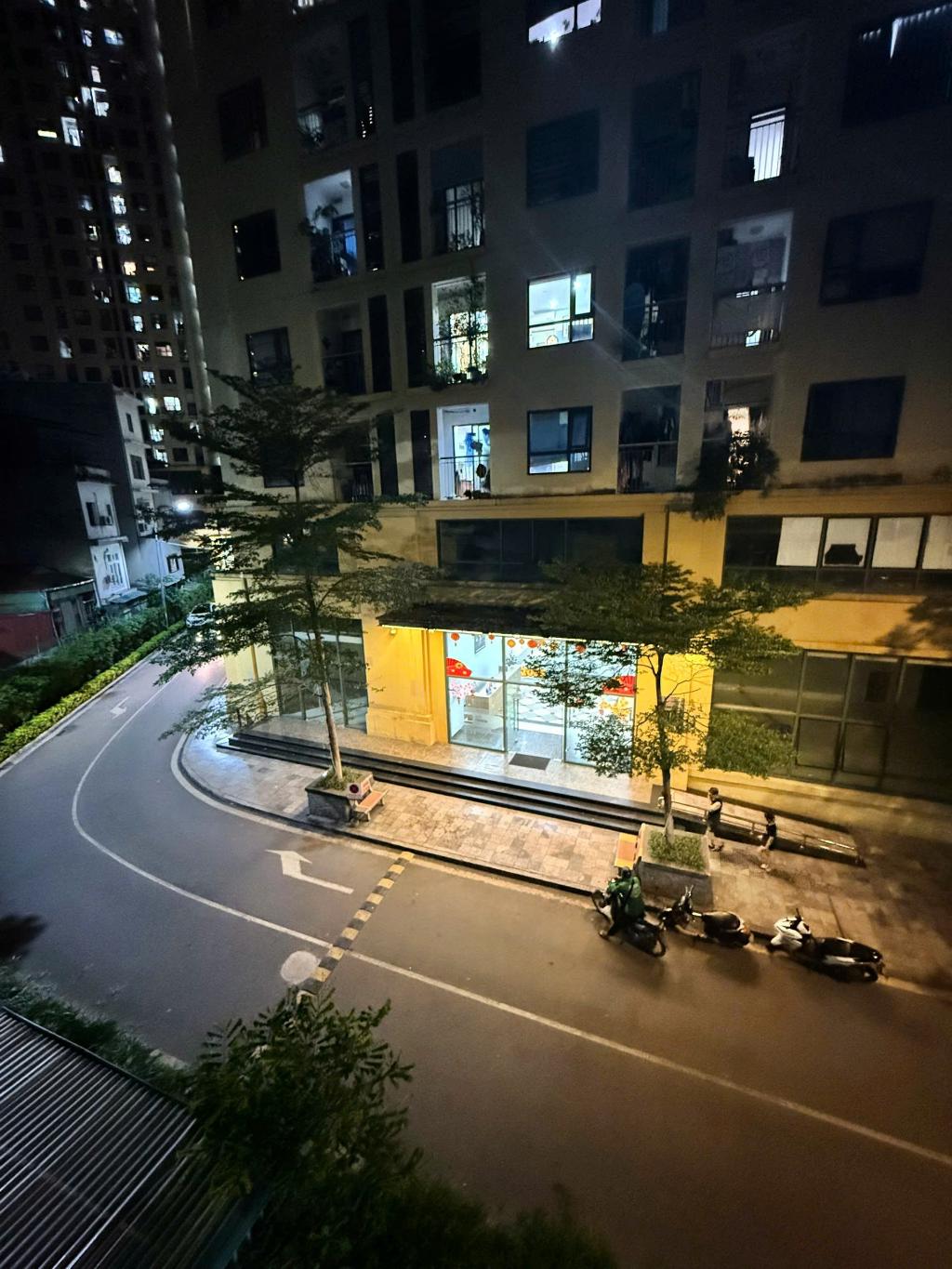 Bán nhà Lĩnh Nam - diện tích 65m2 3 tầng - Ô TÔ CẤT TRONG NHÀ - giá 41 tỷ