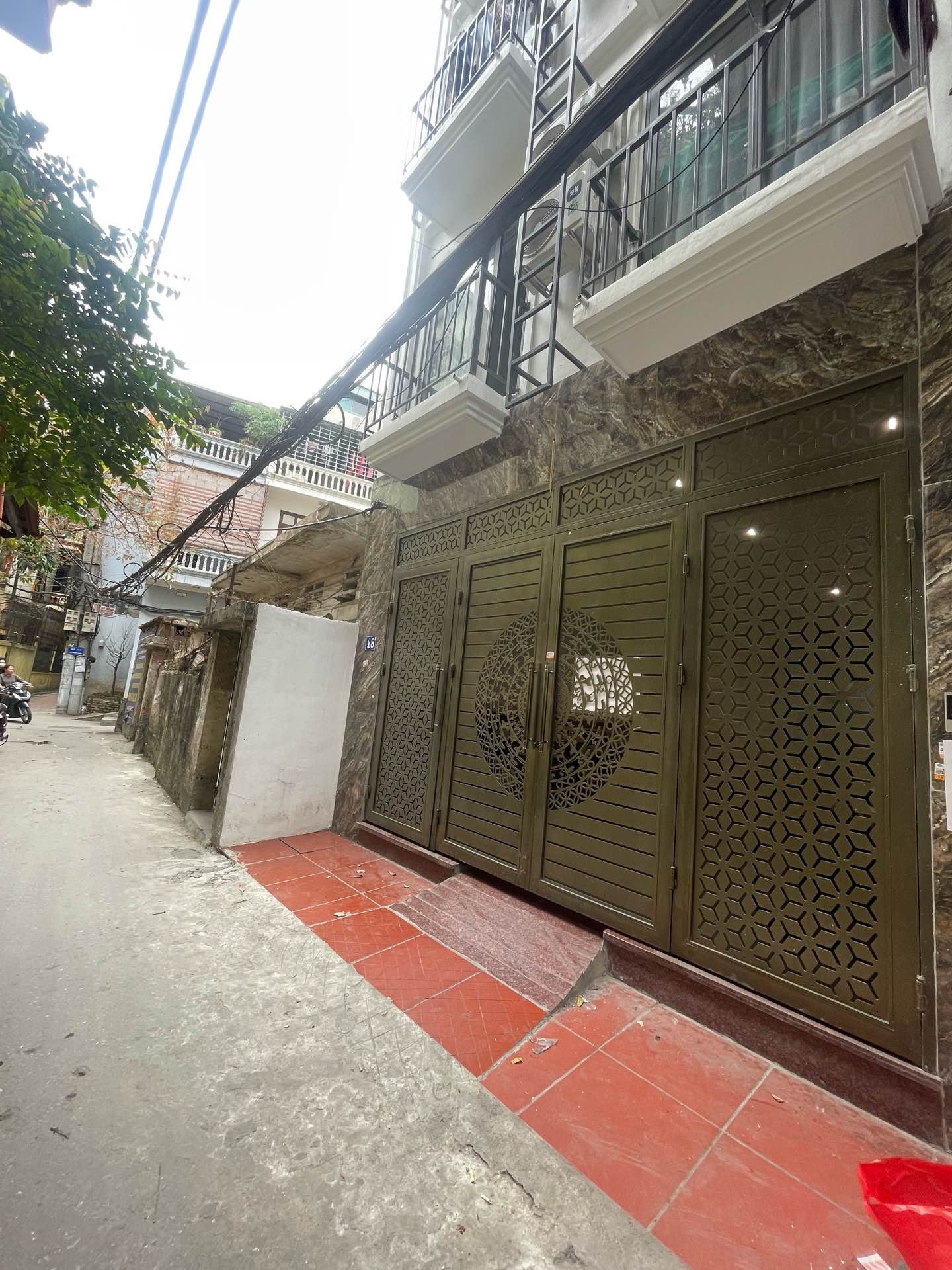 Bán nhà Minh Khai - diện tích 86m2 6 tầng - Ngõ 2 - 2.5m - giá 25,5 tỷ