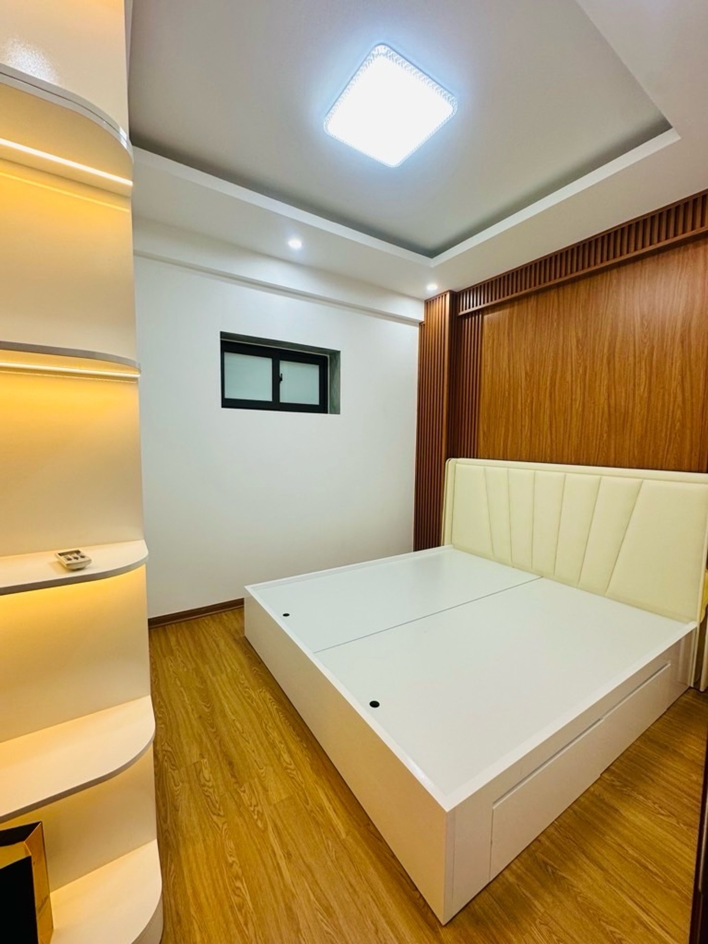 Bán nhà Đồng Tàu - diện tích 95m2 1 tầng - Chung cư đẹp hiếm có - giá 6,4 tỷ