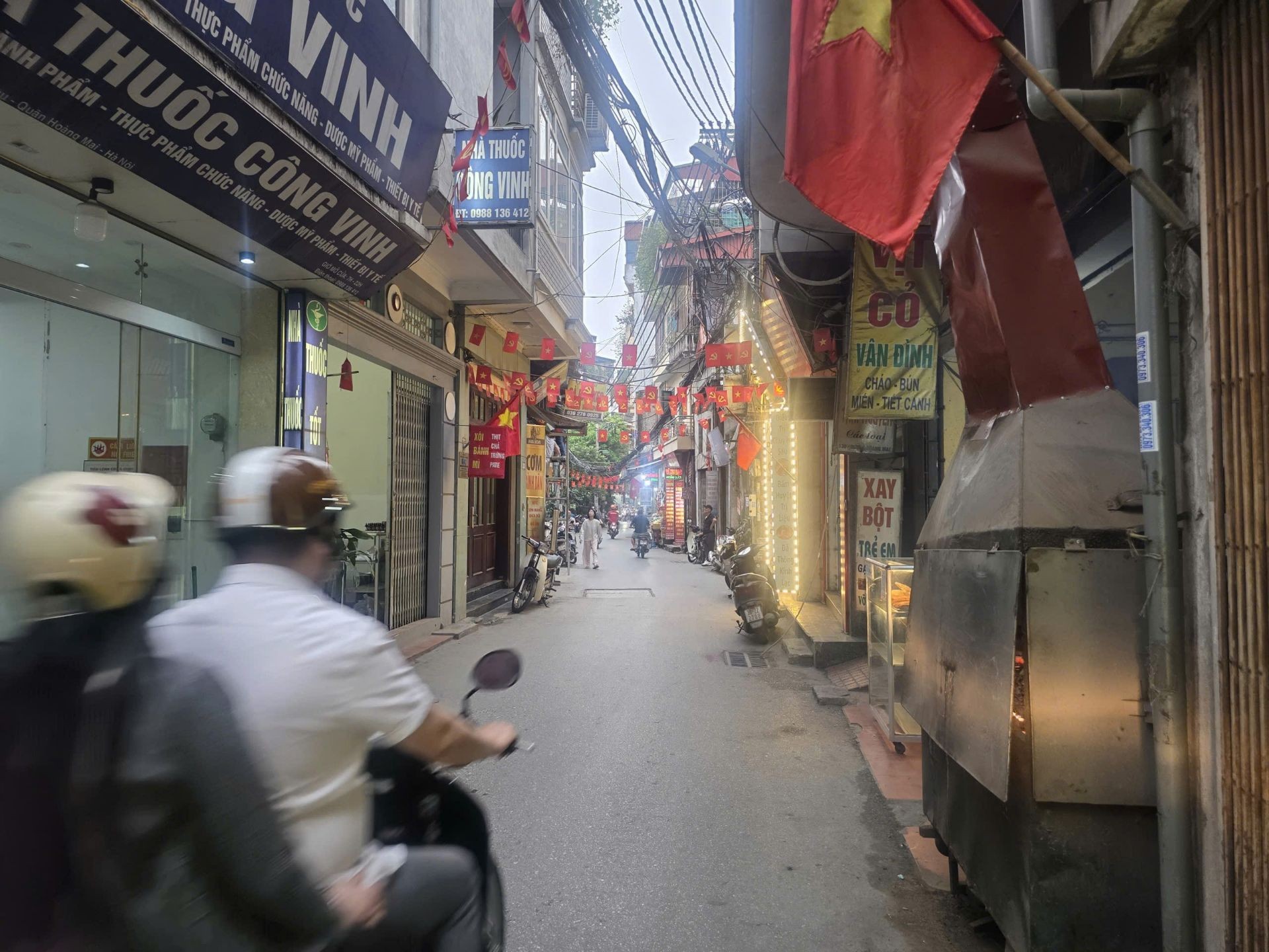 Bán nhà Hoàng Mai - diện tích 47m2 3 tầng - Mặt phố kinh doanh cực sầm uất - giá 13,2 tỷ