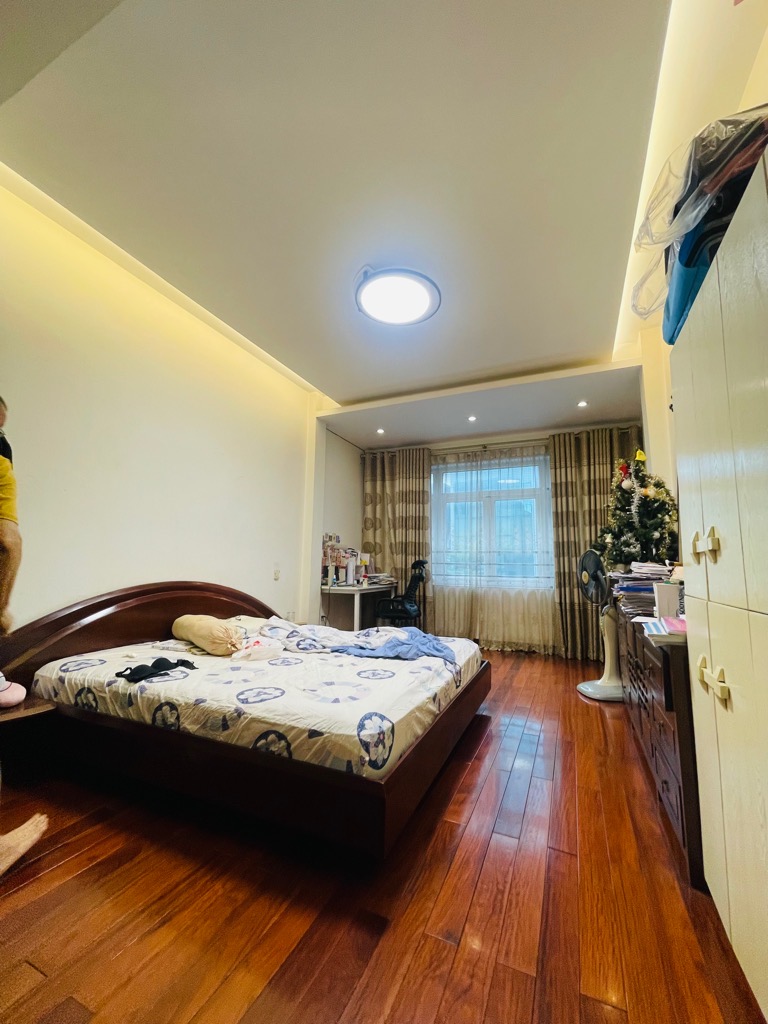 Bán nhà Nguyễn Lương Bằng - diện tích 60m2 5 tầng - Mặt phố chính - giá 31 tỷ