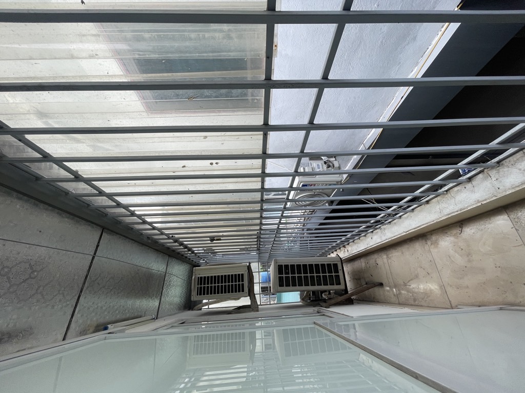 Bán nhà Lĩnh Nam - diện tích 29m2 2 tầng - Nhà nhỏ xinh, vuông vắn - giá 1,95 tỷ