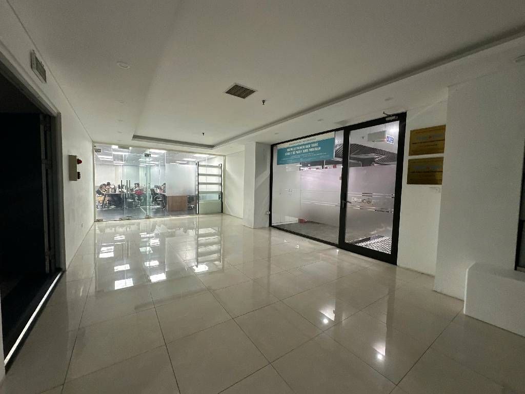 Bán nhà Phạm Ngọc Thạch - diện tích 2100m2 2 tầng - Hàng hiếm sàn thương mại - giá 230 tỷ