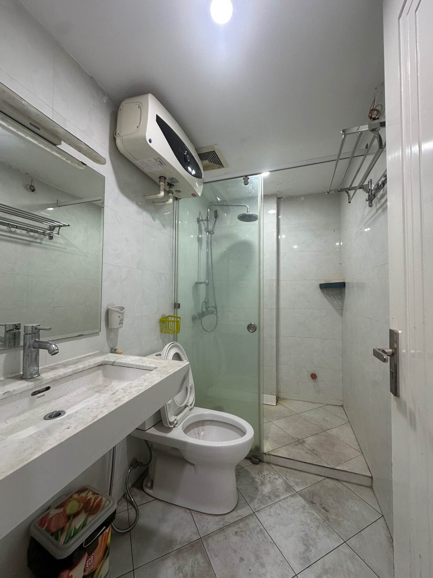 Bán nhà Tuệ Tĩnh - diện tích 82m2 6 tầng - Nhà 6 tầng thang máy - giá 42,5 tỷ