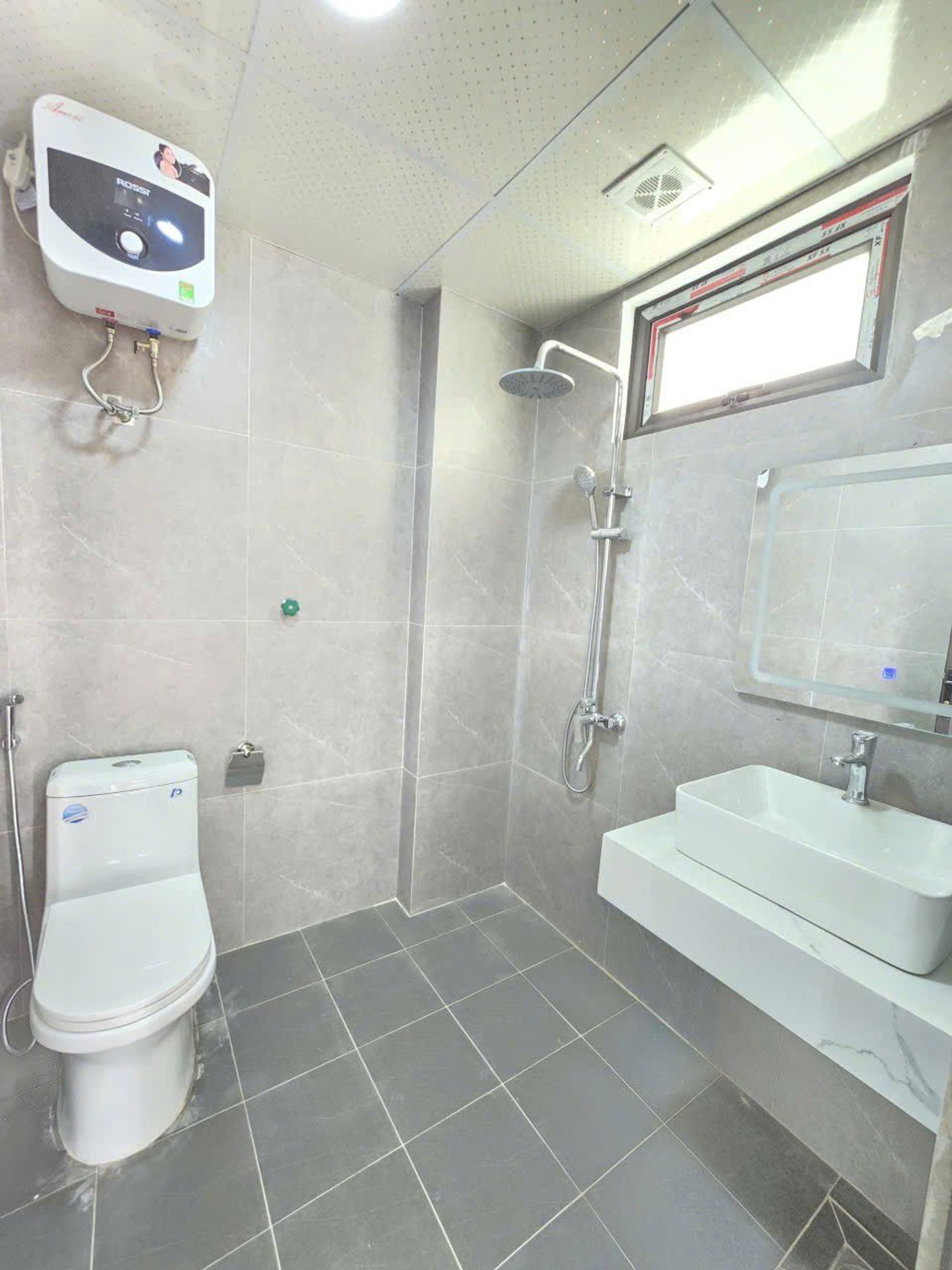Bán nhà Thúy Lĩnh - diện tích 35m2 5 tầng - Sát mặt phố - giá 6,5 tỷ