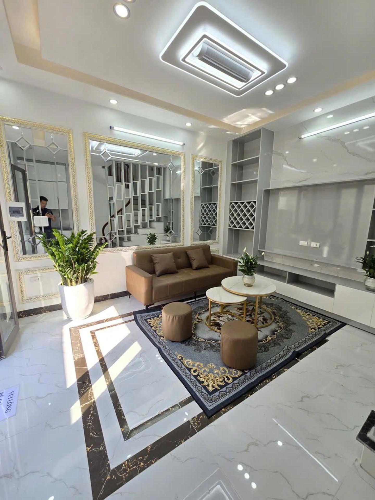 Bán nhà Thúy Lĩnh - diện tích 35m2 5 tầng - Sát mặt phố - giá 6,5 tỷ