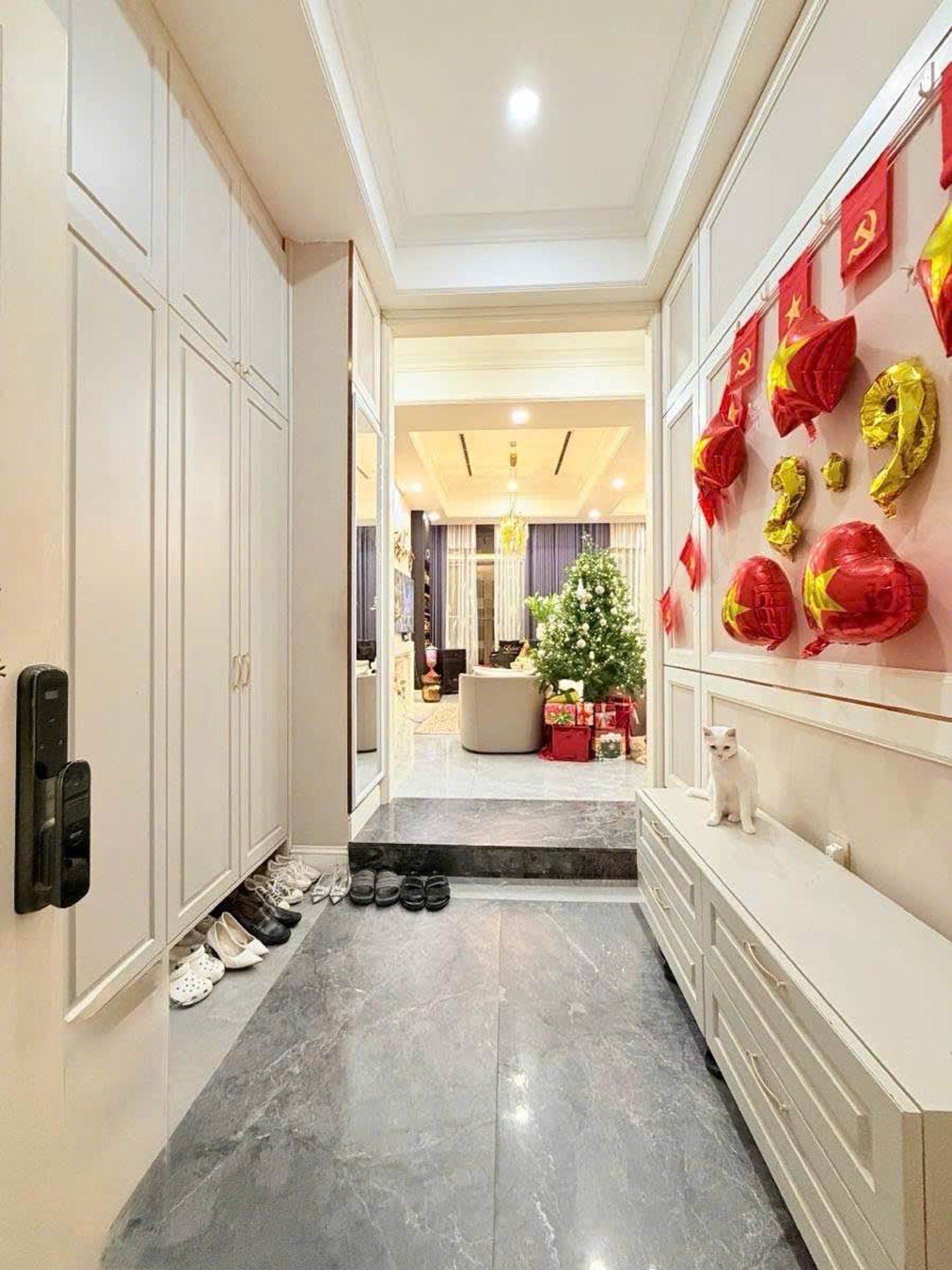 Bán nhà Dương Văn Bé - diện tích 205m2 31 tầng - Căn penthouse đẳng cấp - giá 21,89 tỷ