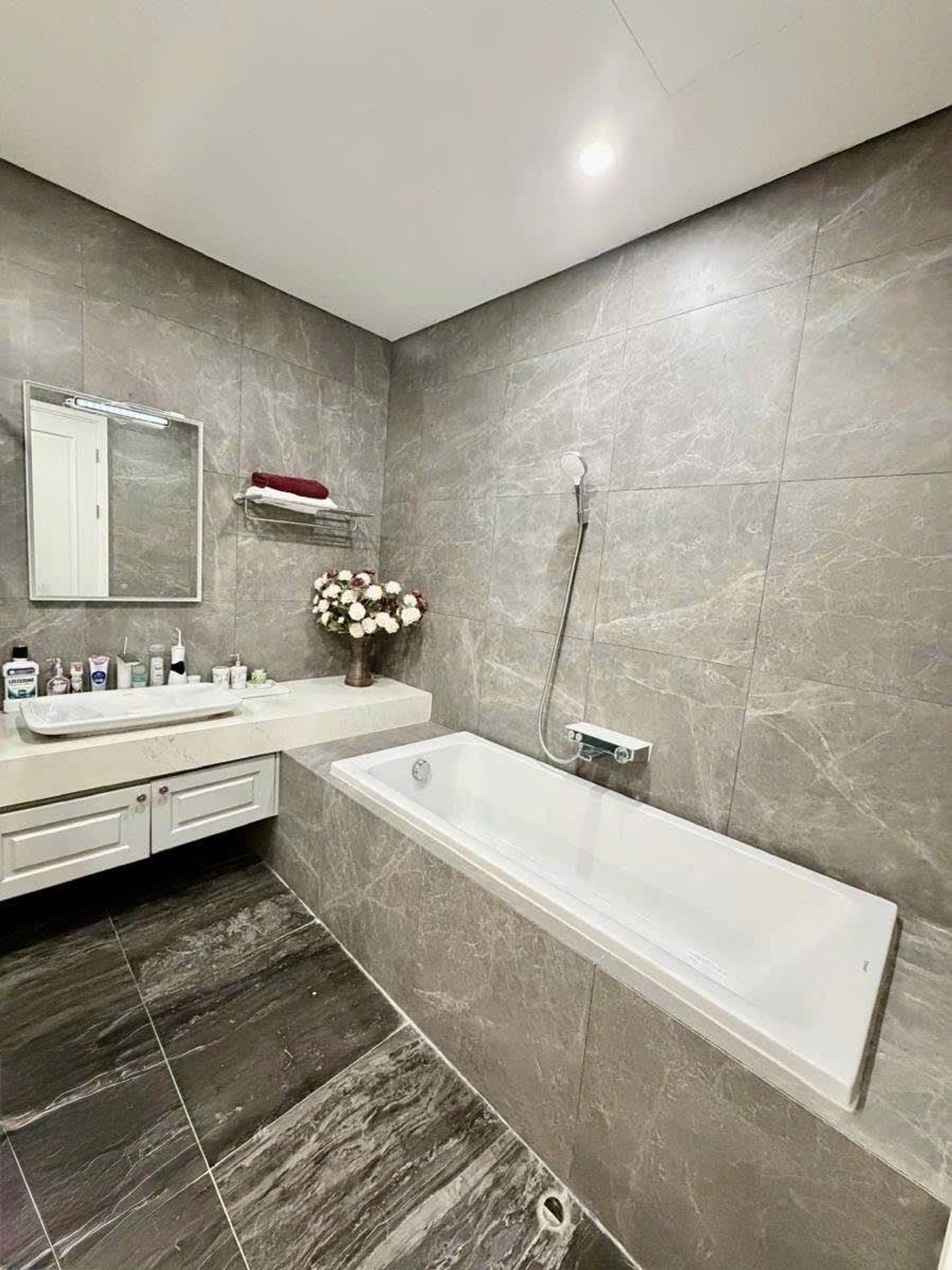 Bán nhà Dương Văn Bé - diện tích 205m2 31 tầng - Căn penthouse đẳng cấp - giá 21,89 tỷ