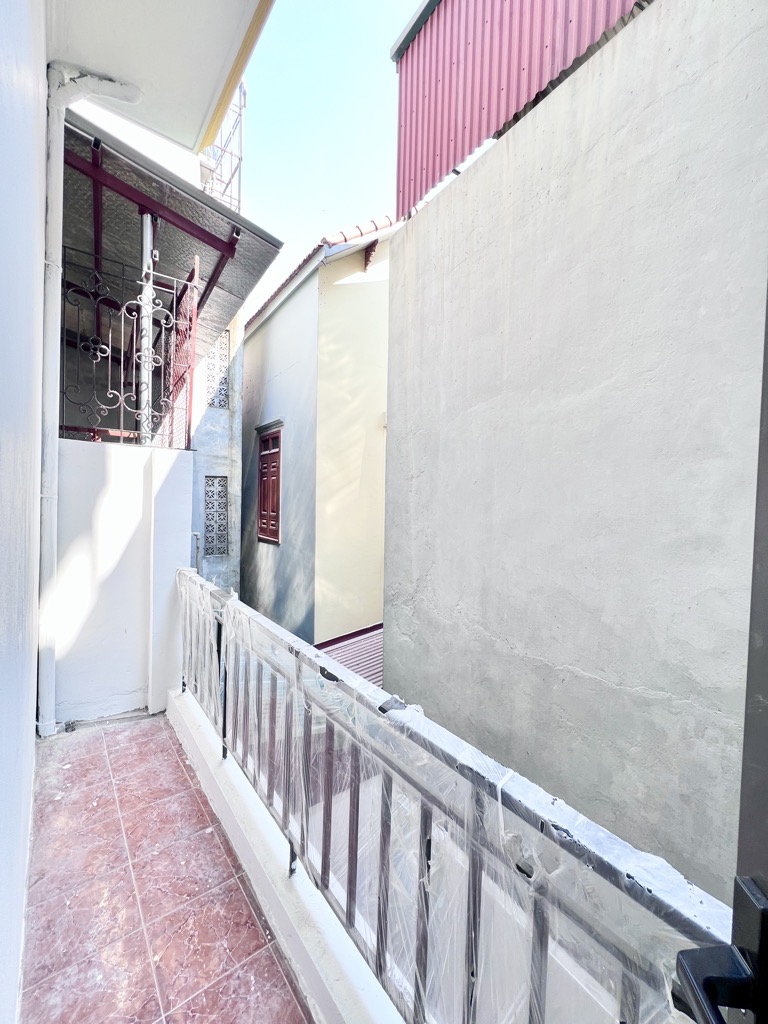 Bán nhà Nam Dư - diện tích 130m2 3 tầng - Mặt phố kinh doanh sầm uất - giá 26 tỷ