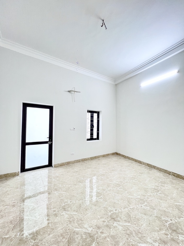 Bán nhà Nam Dư - diện tích 130m2 3 tầng - Mặt phố kinh doanh sầm uất - giá 26 tỷ