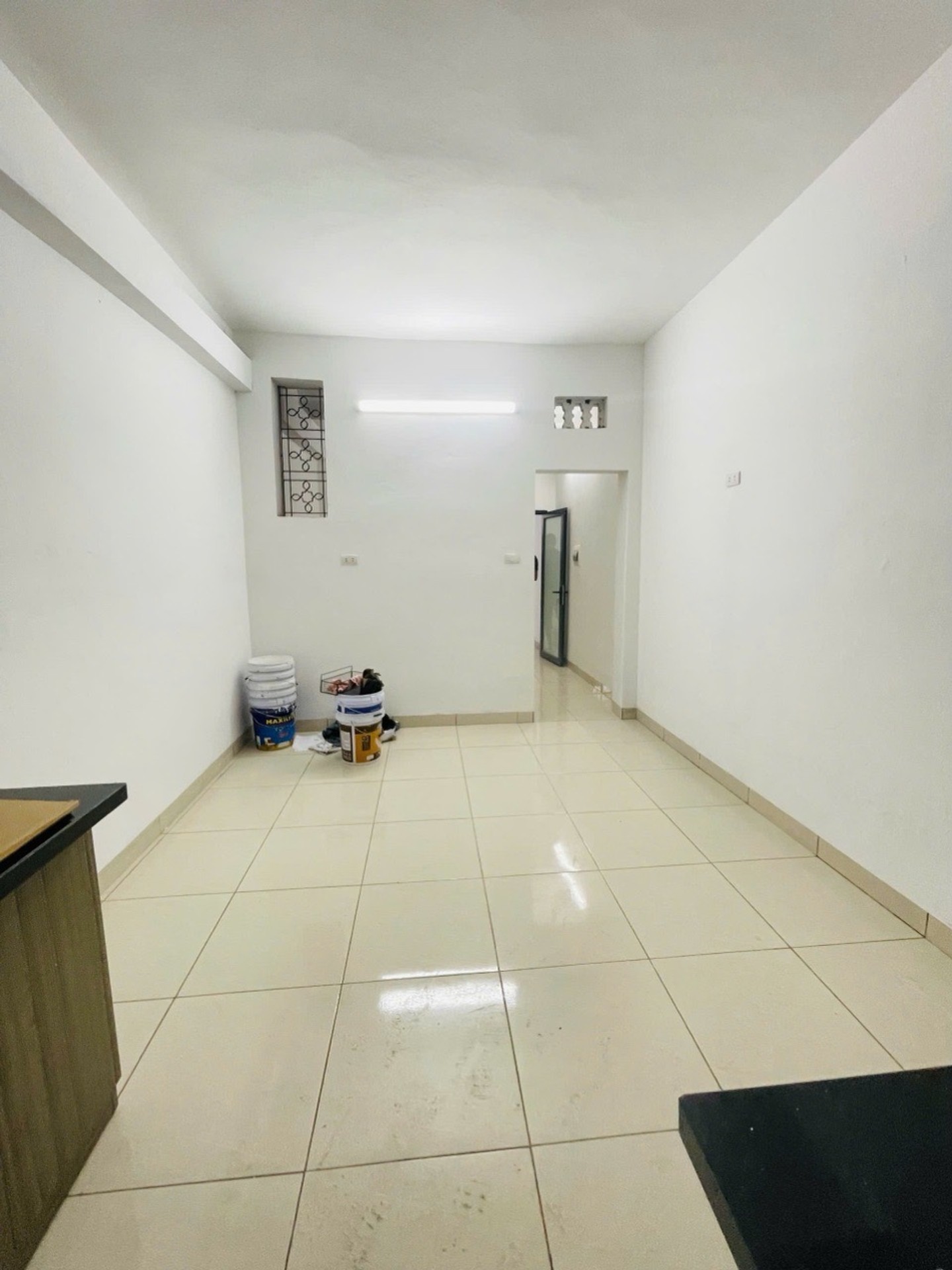 Bán nhà Kim Ngưu - diện tích 74m2 4 tầng - Ngõ rộng, ô tô đỗ trước nhà - giá 22 tỷ