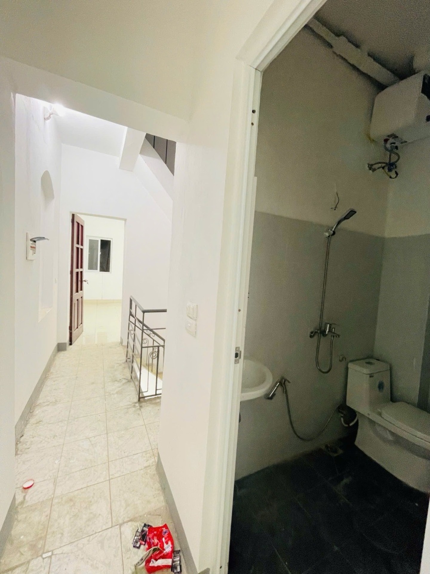 Bán nhà Kim Ngưu - diện tích 74m2 4 tầng - Ngõ rộng, ô tô đỗ trước nhà - giá 22 tỷ